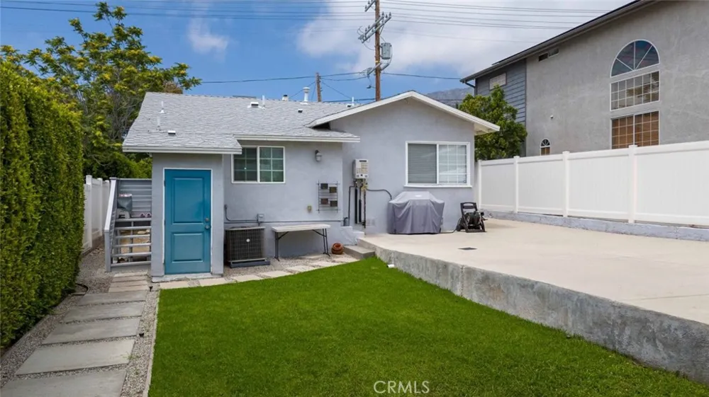 7118 Valmont Street Tujunga, CA 91042
