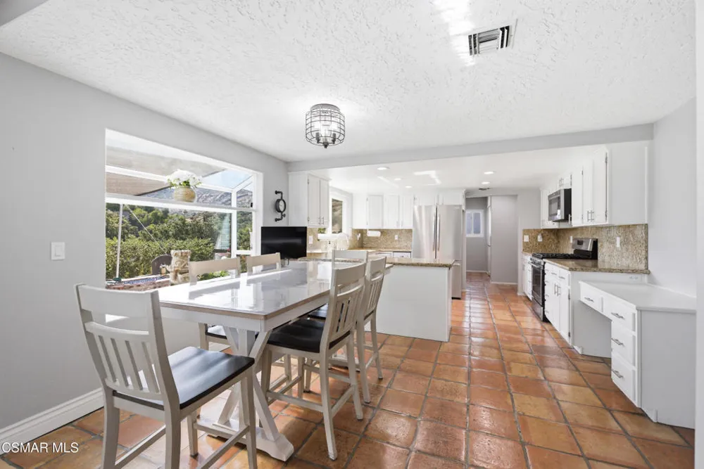 1314 Gonzales Road Simi Valley, CA 93063