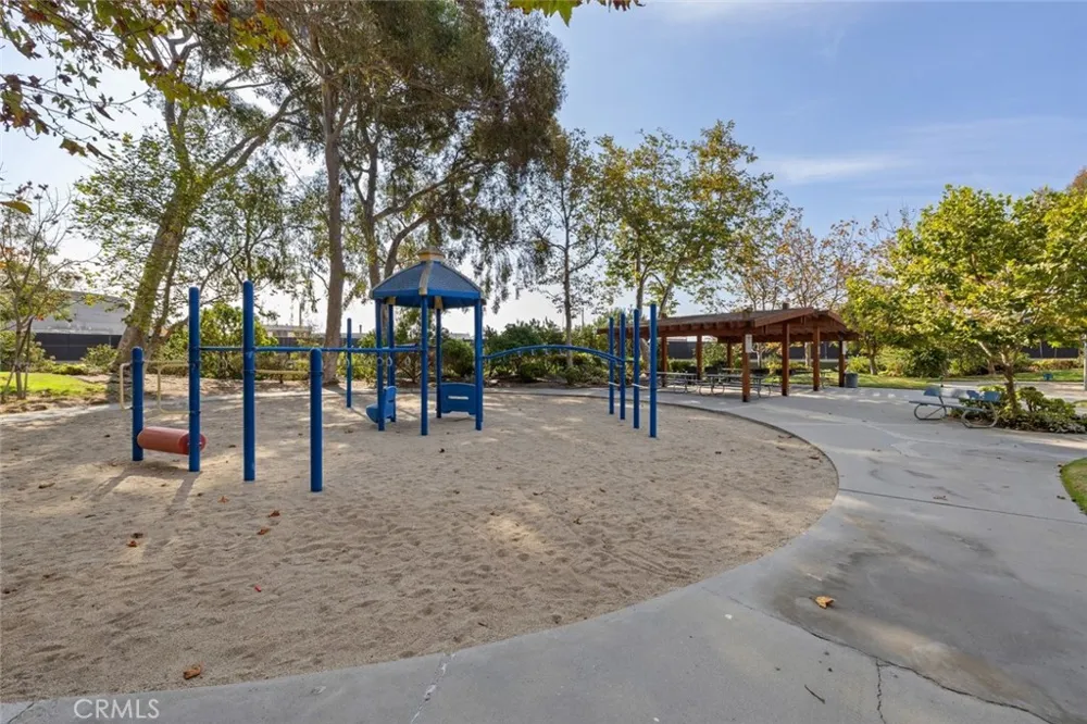 614 Sunfish Port Hueneme, CA 93041
