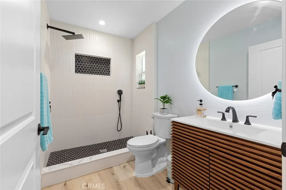 22465 Melida Mission Viejo, CA 92691