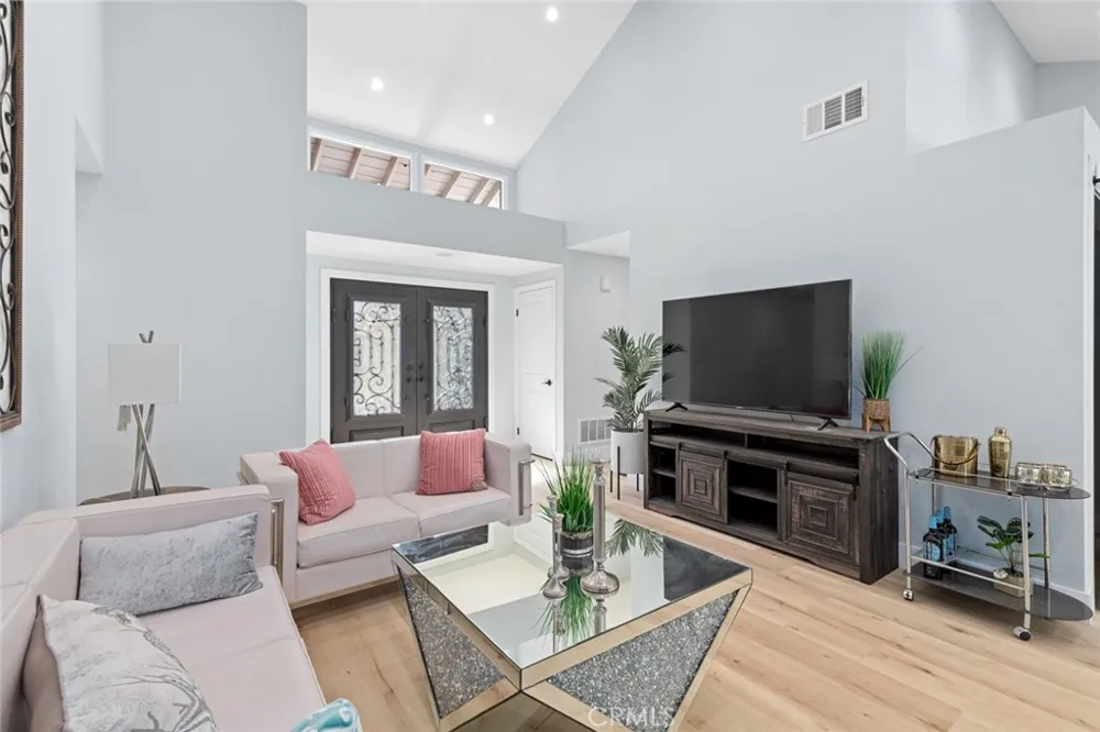 22465 Melida Mission Viejo, CA 92691