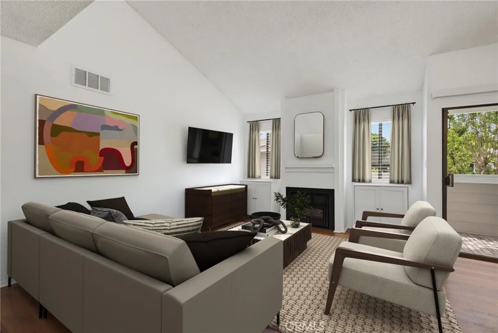 10740 Woodley Avenue #3 Granada Hills, CA 91344