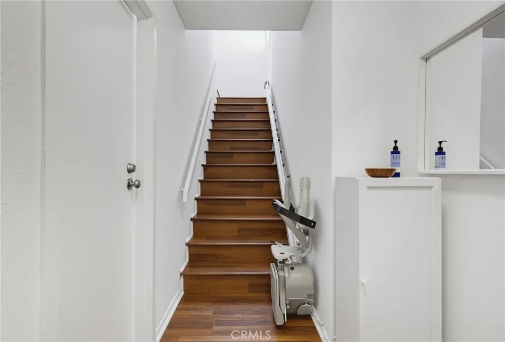 10740 Woodley Avenue #3 Granada Hills, CA 91344