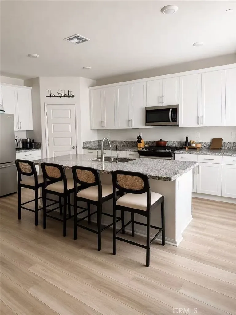 32904 Earlsburn Menifee, CA 92584