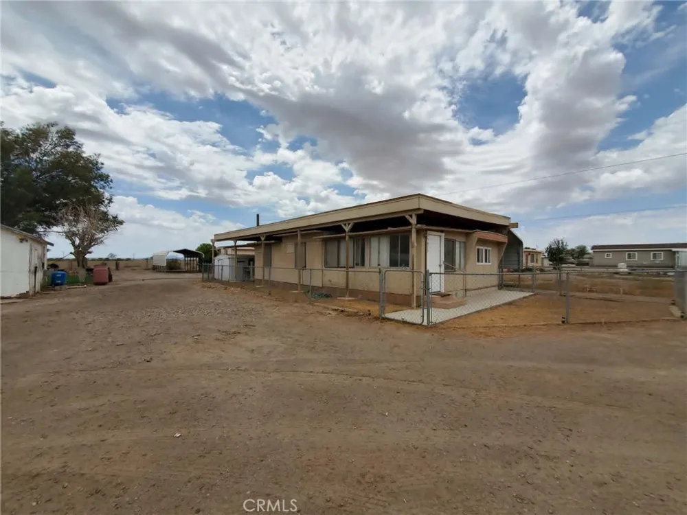 5623 Colorado River Road Blythe, CA 92225