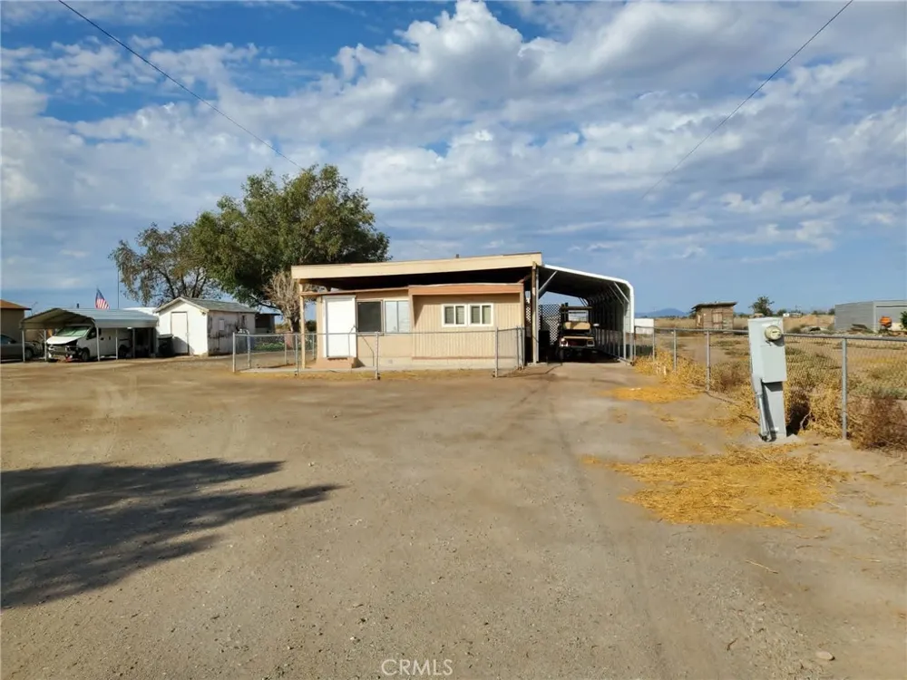 5623 Colorado River Road Blythe, CA 92225