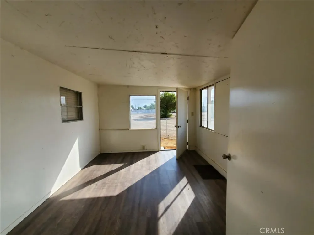 5623 Colorado River Road Blythe, CA 92225