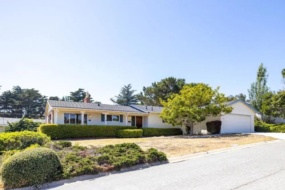 25990 S Carmel Hills Drive Carmel, CA 93923