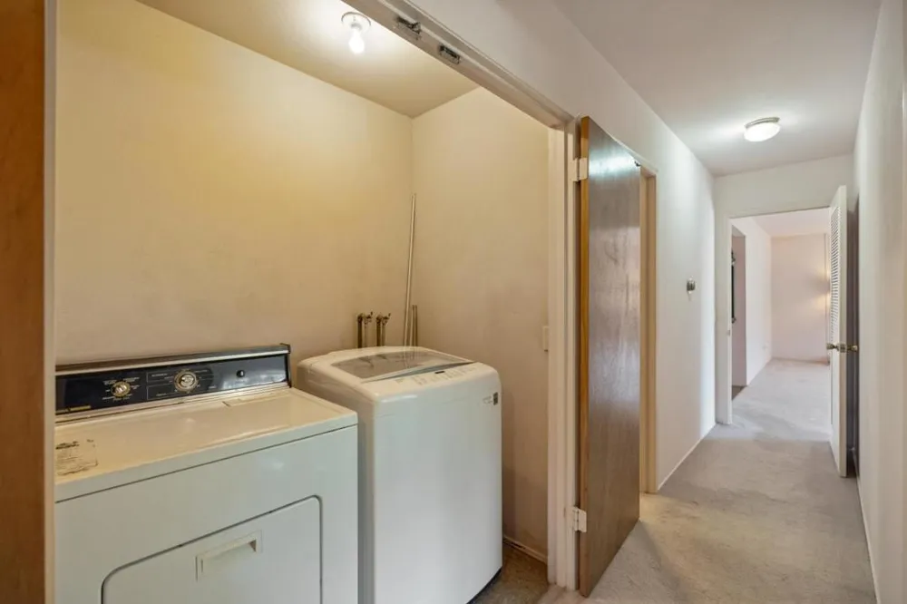 25990 S Carmel Hills Drive Carmel, CA 93923