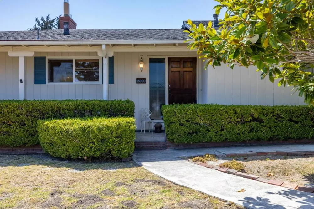 25990 S Carmel Hills Drive Carmel, CA 93923
