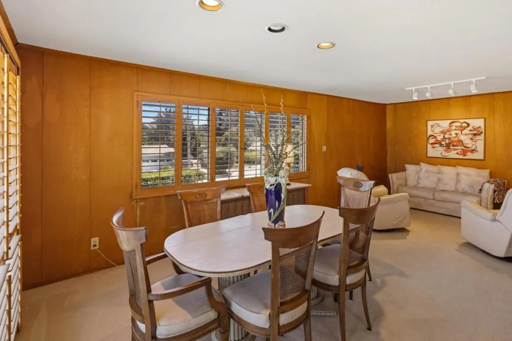 25990 S Carmel Hills Drive Carmel, CA 93923