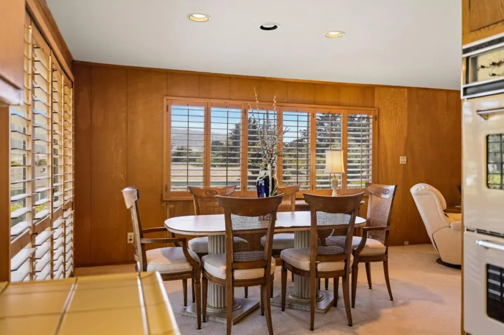 25990 S Carmel Hills Drive Carmel, CA 93923