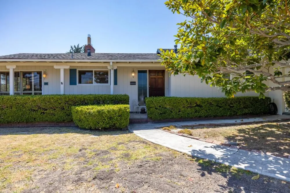 25990 S Carmel Hills Drive Carmel, CA 93923