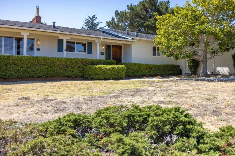 25990 S Carmel Hills Drive Carmel, CA 93923