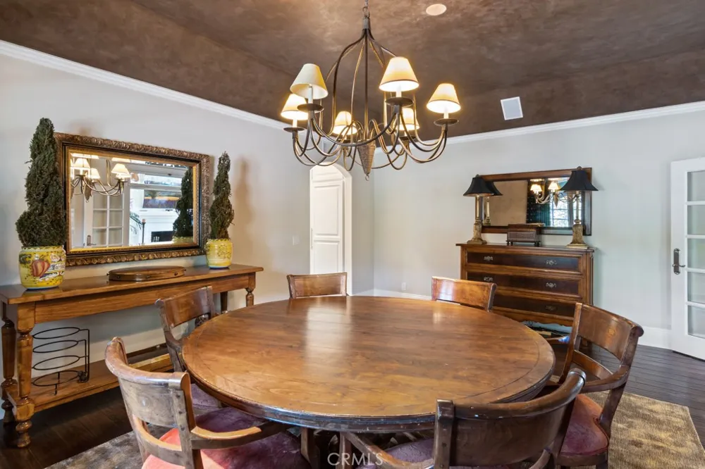 27532 Boothill Court Laguna Hills, CA 92653