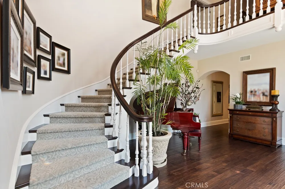 27532 Boothill Court Laguna Hills, CA 92653