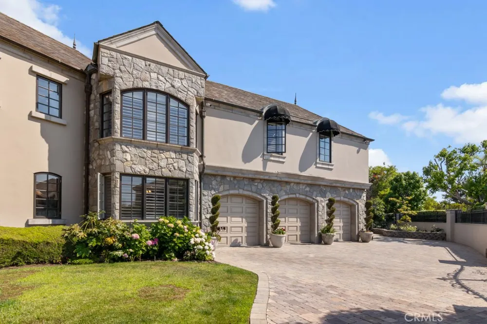27532 Boothill Court Laguna Hills, CA 92653