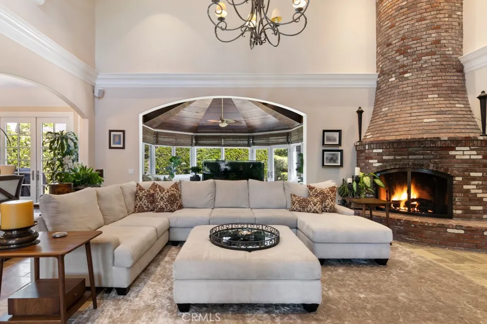 27532 Boothill Court Laguna Hills, CA 92653