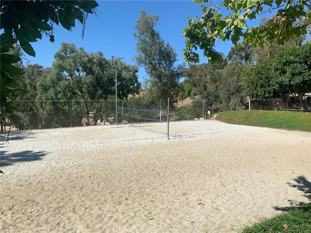 27532 Boothill Court Laguna Hills, CA 92653