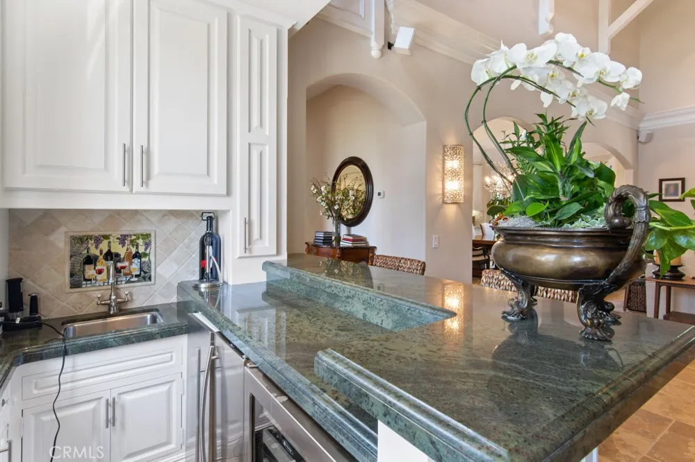 27532 Boothill Court Laguna Hills, CA 92653