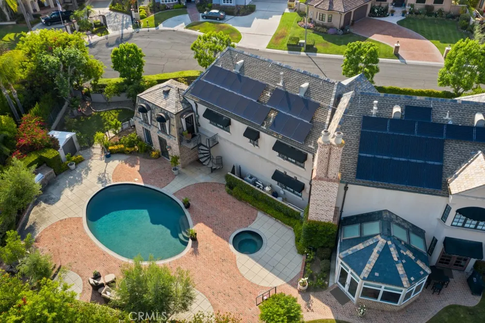 27532 Boothill Court Laguna Hills, CA 92653