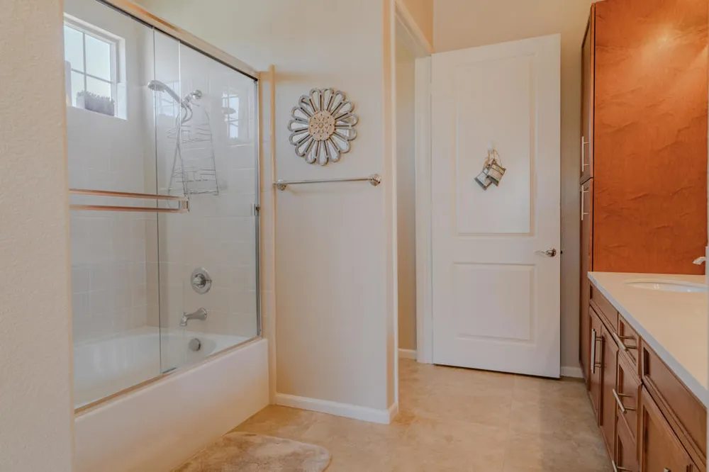 2300 Via Calderia #2305 Palm Desert, CA 92260