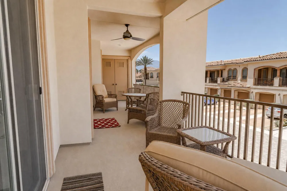 2300 Via Calderia #2305 Palm Desert, CA 92260