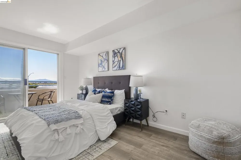 535 Pierce St #1207 Albany, CA 94706