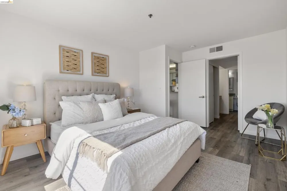535 Pierce St #1207 Albany, CA 94706