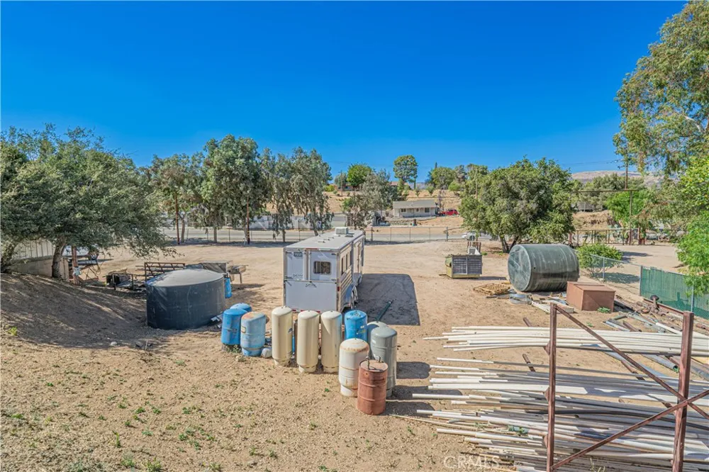 33604 Agua Dulce Canyon Agua Dulce, CA 91390