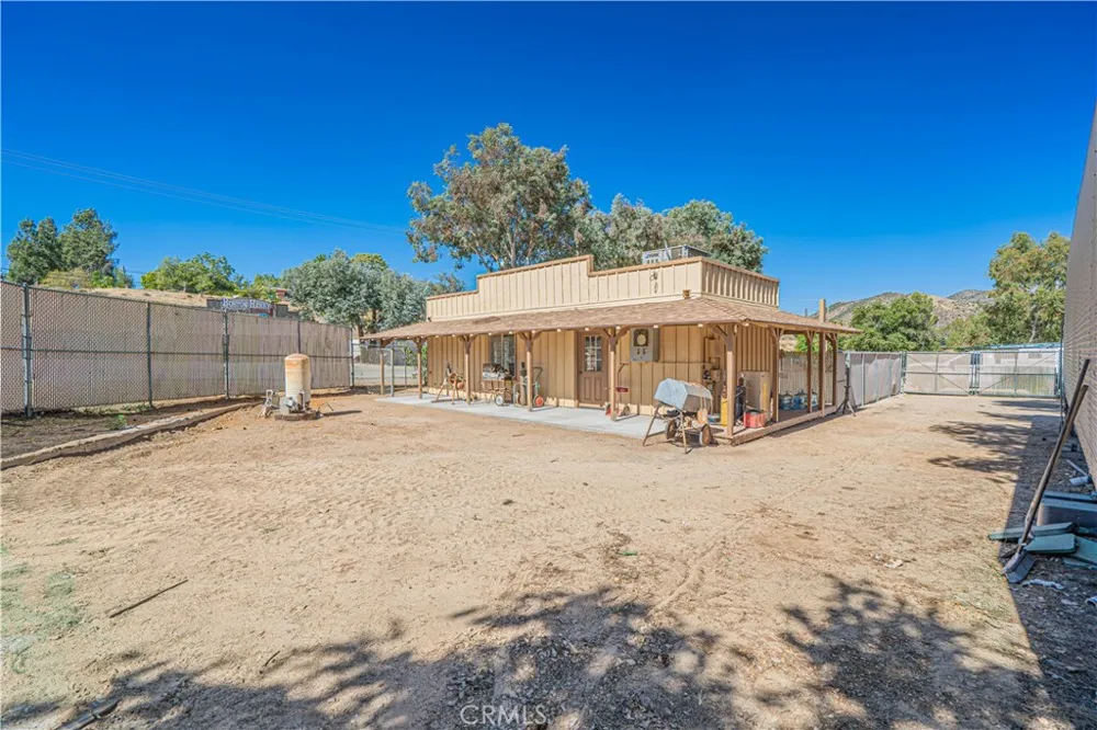 33604 Agua Dulce Canyon Agua Dulce, CA 91390