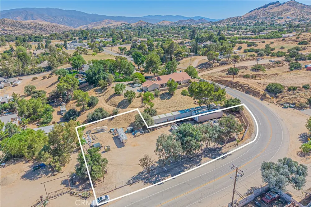33604 Agua Dulce Canyon Agua Dulce, CA 91390