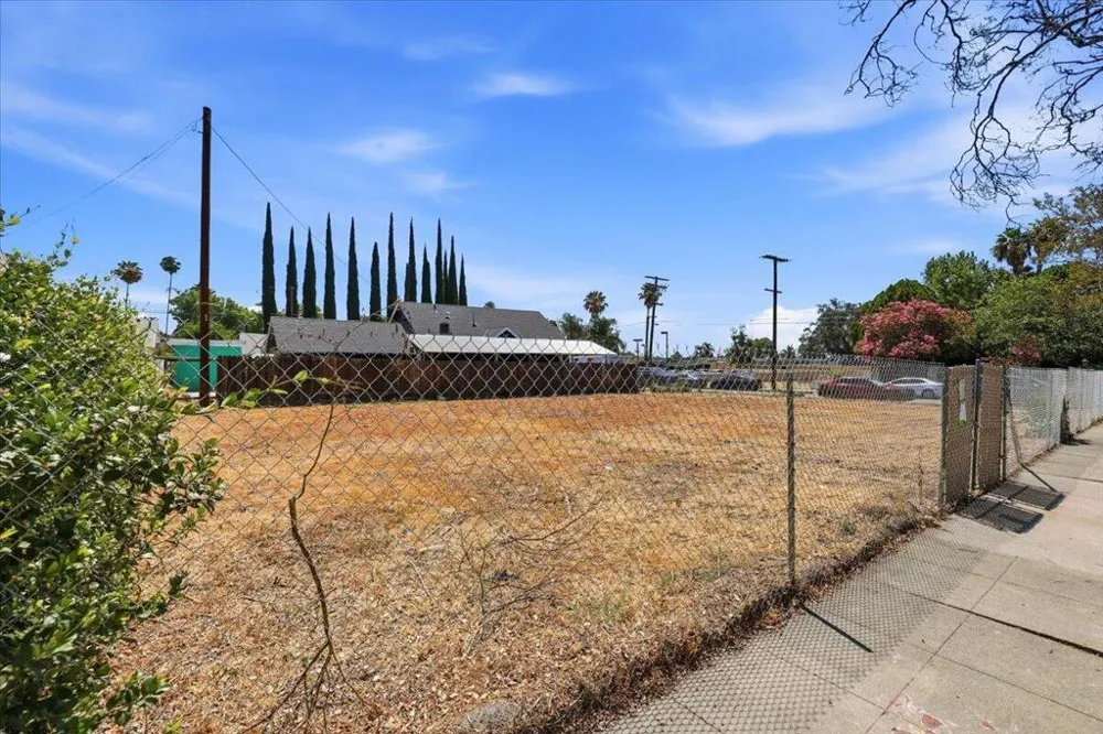 1923 Belle Street San Bernardino, CA 92404