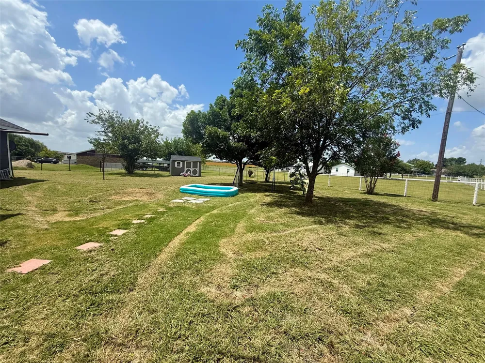 402 Lloyds Lane Josephine, TX 75189