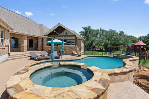 205 Quarry Lake Estate
