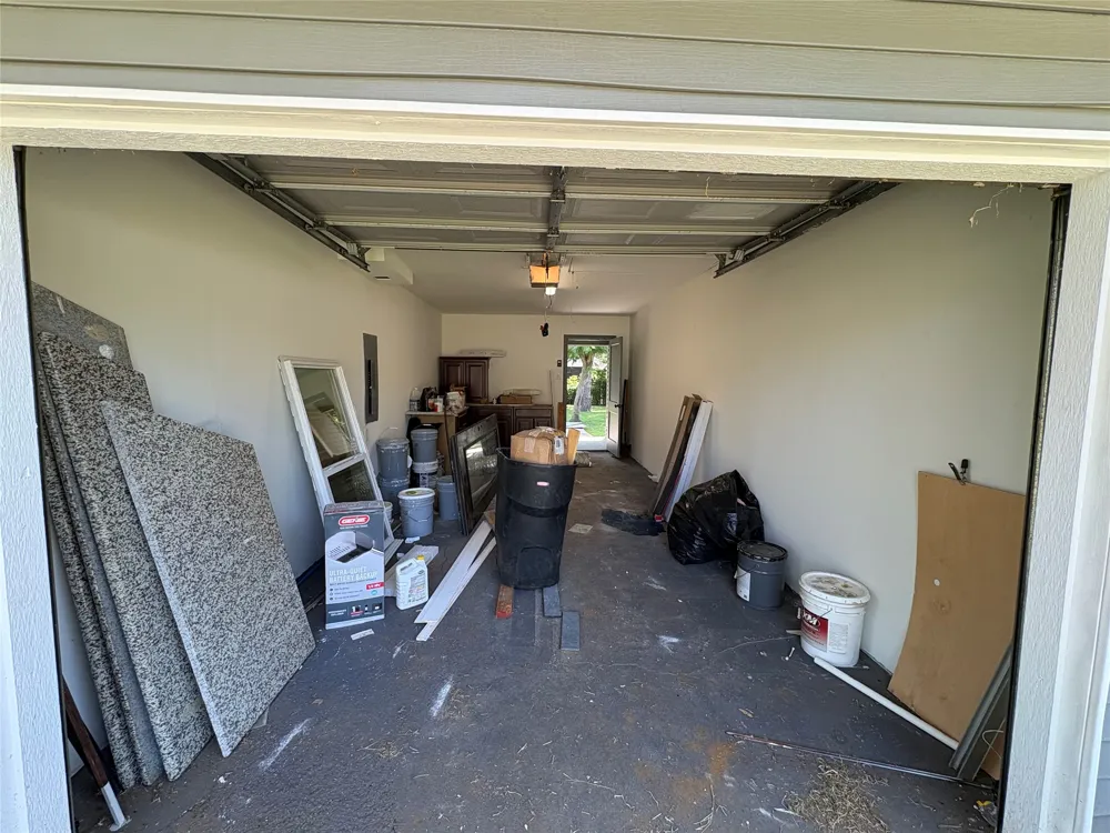 705 Vine Street Euless, TX 76040
