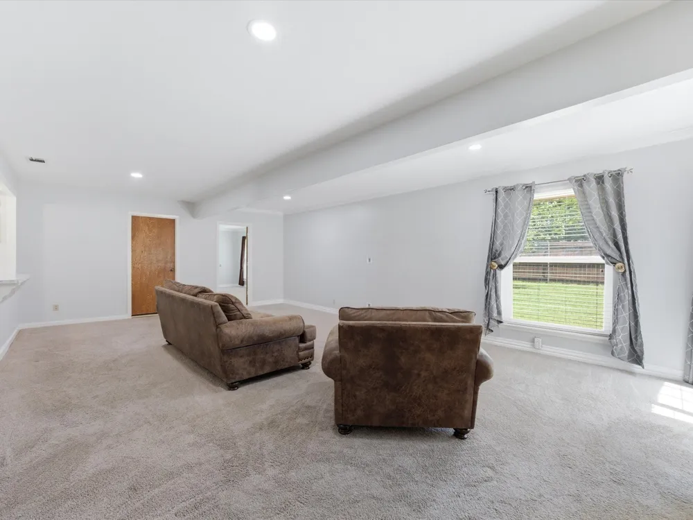 1327 Big Stone Gap Road Duncanville, TX 75137