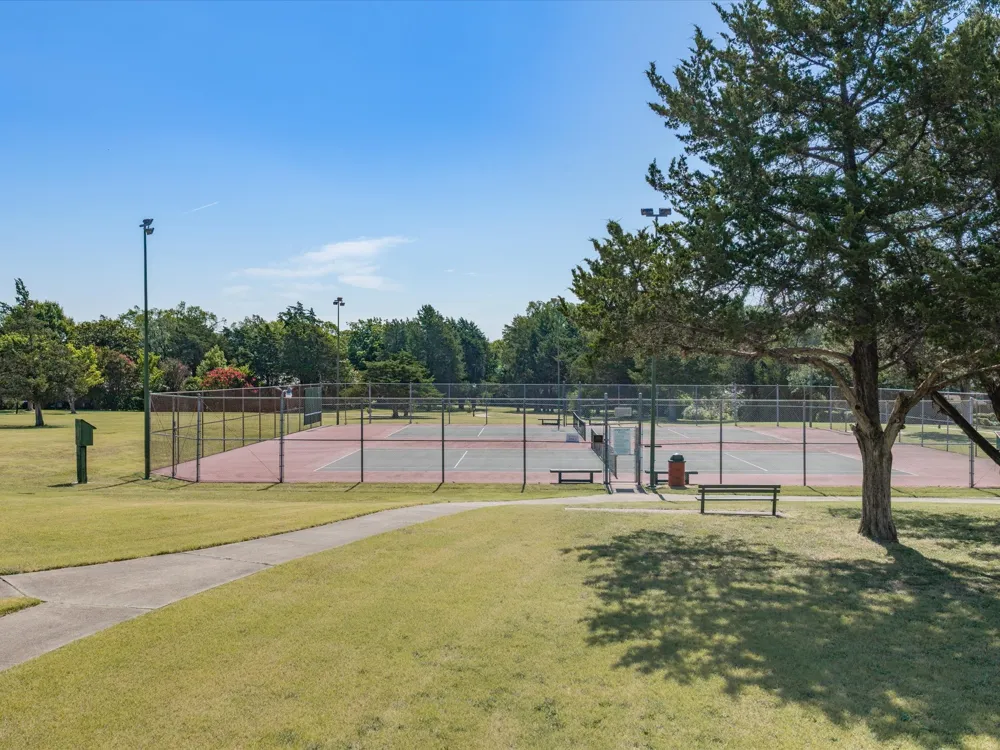 1327 Big Stone Gap Road Duncanville, TX 75137