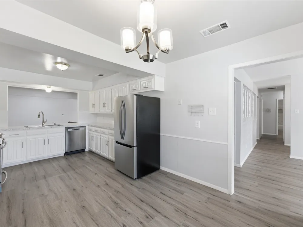 1327 Big Stone Gap Road Duncanville, TX 75137