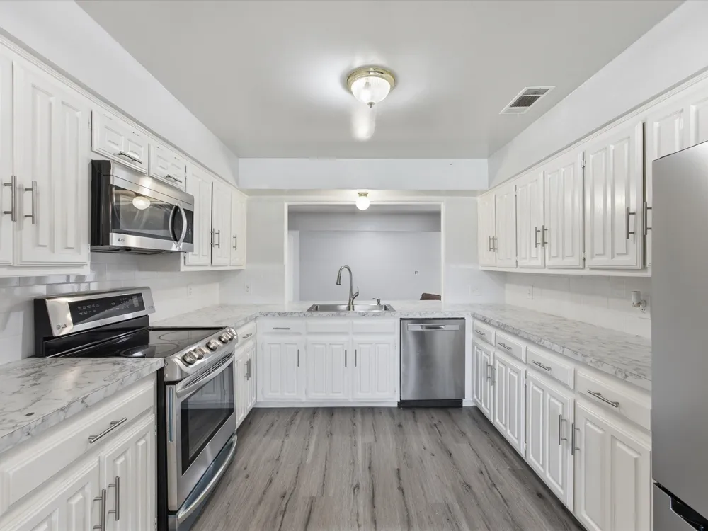 1327 Big Stone Gap Road Duncanville, TX 75137