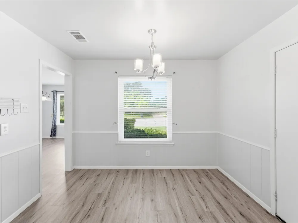 1327 Big Stone Gap Road Duncanville, TX 75137