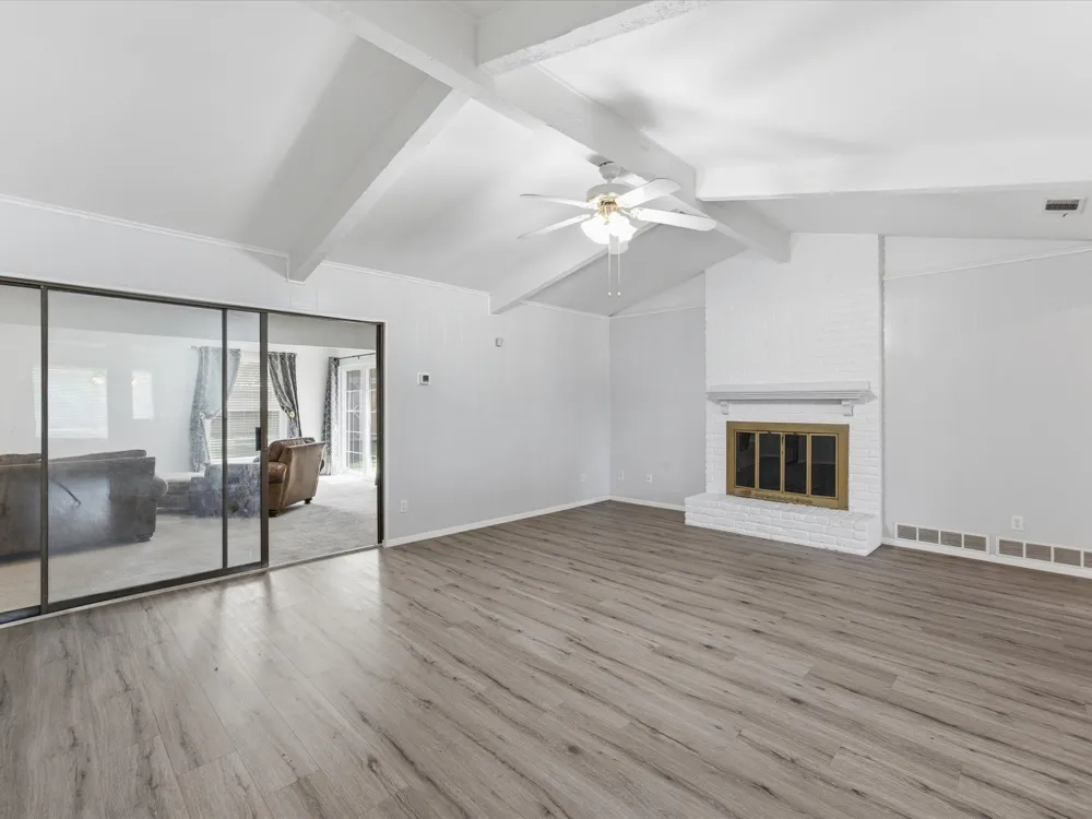 1327 Big Stone Gap Road Duncanville, TX 75137