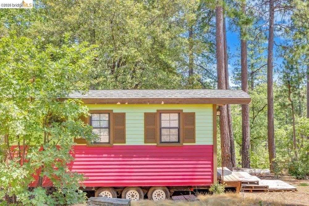 9935 Jackass creek Rd Groveland, CA 95321