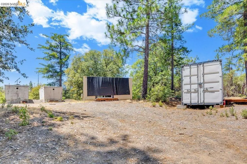 9935 Jackass creek Rd Groveland, CA 95321