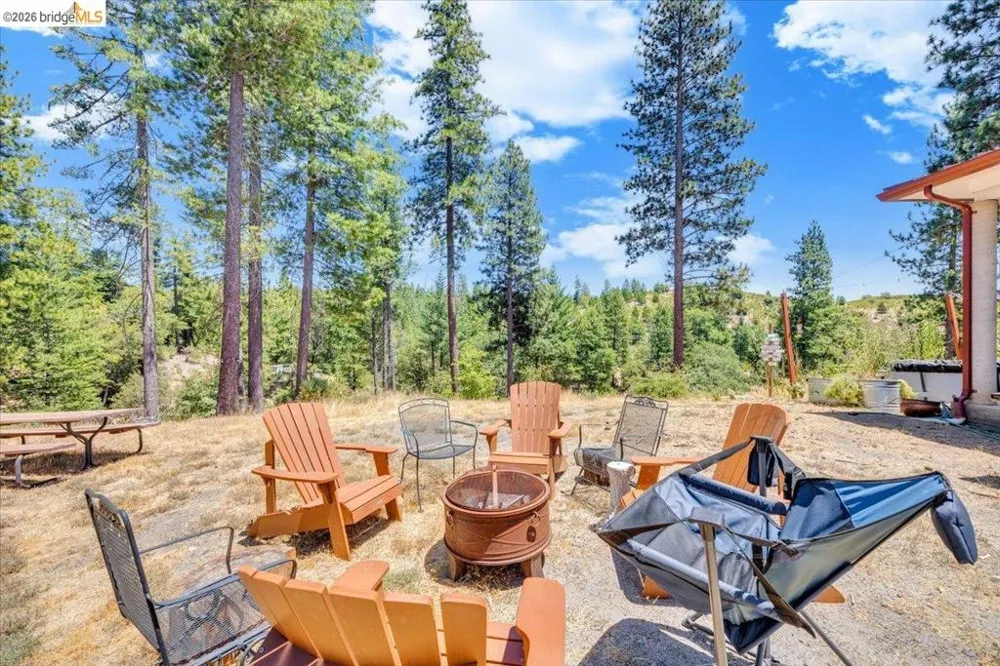 9935 Jackass creek Rd Groveland, CA 95321