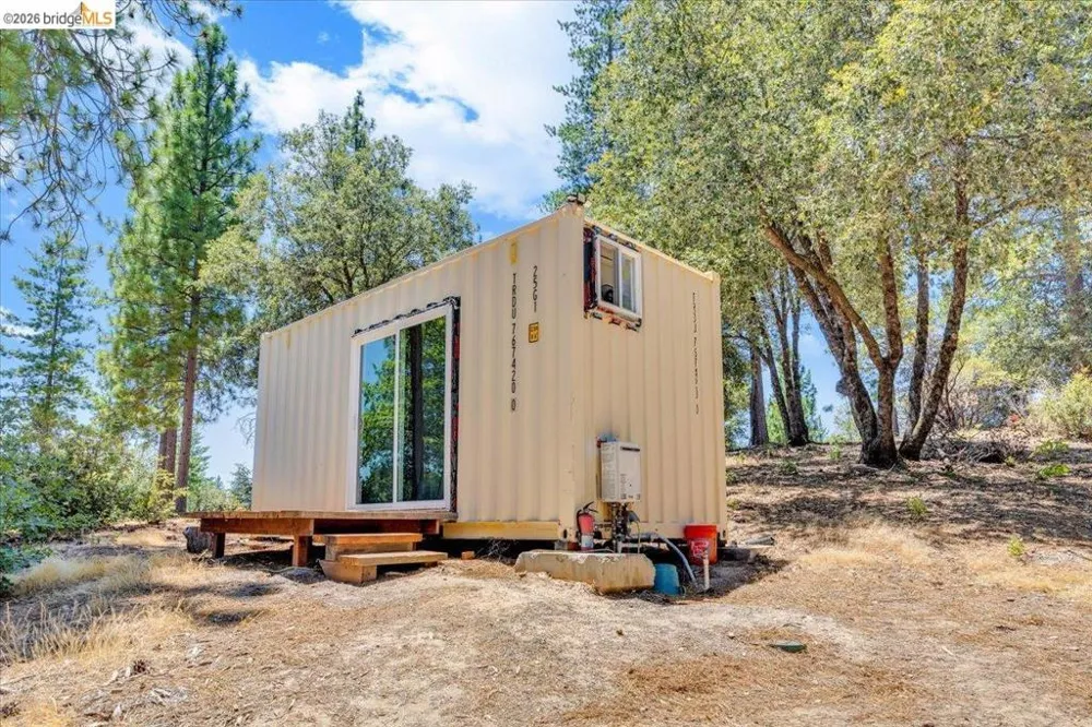 9935 Jackass creek Rd Groveland, CA 95321