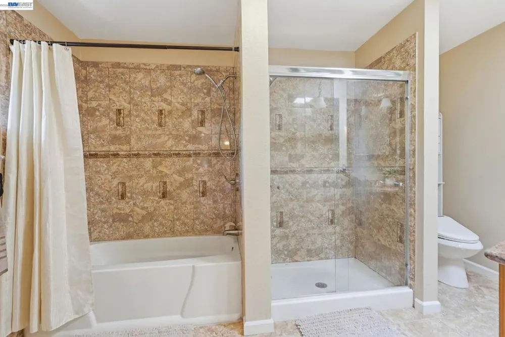 210 Amend Ct El Sobrante, CA 94803
