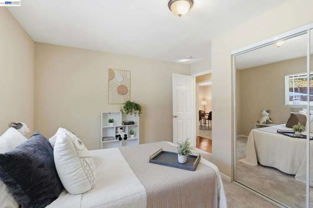 210 Amend Ct El Sobrante, CA 94803
