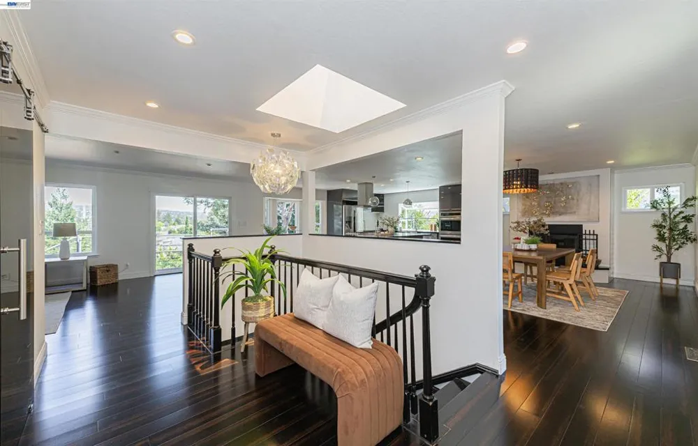3060 Todd Ct Castro Valley, CA 94546