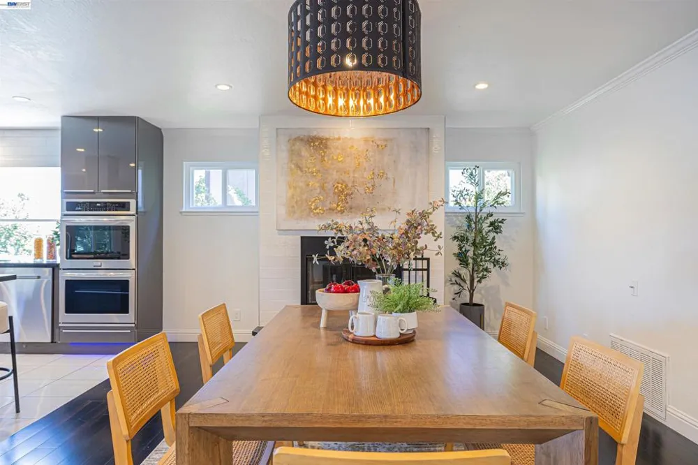 3060 Todd Ct Castro Valley, CA 94546
